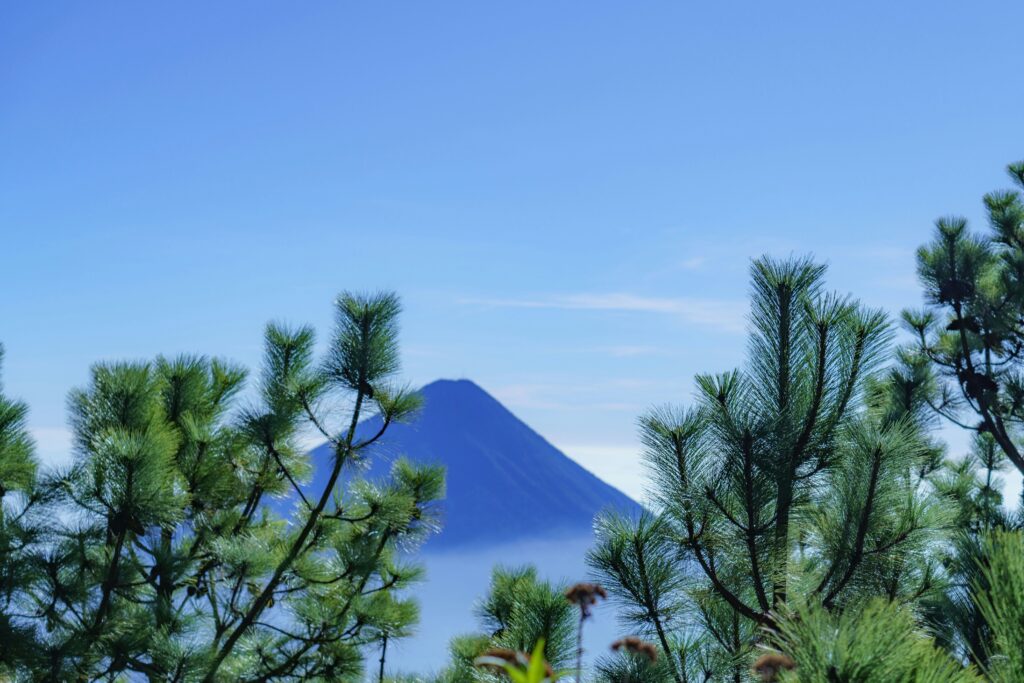 acatenango volcano eruption