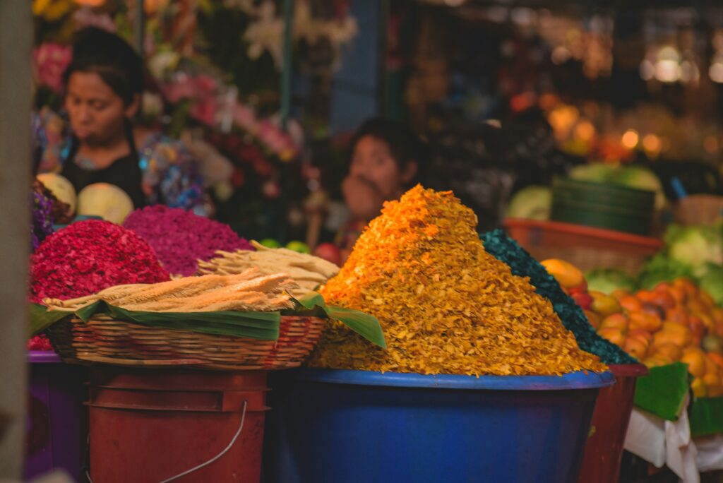 Mercado de Artesanías - markets in antigua guatemala