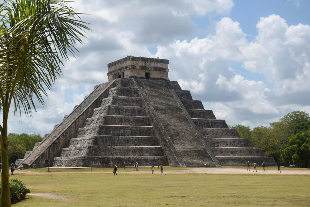 chichen itza pyramid