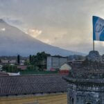 how many volcanoes are in guatemala​