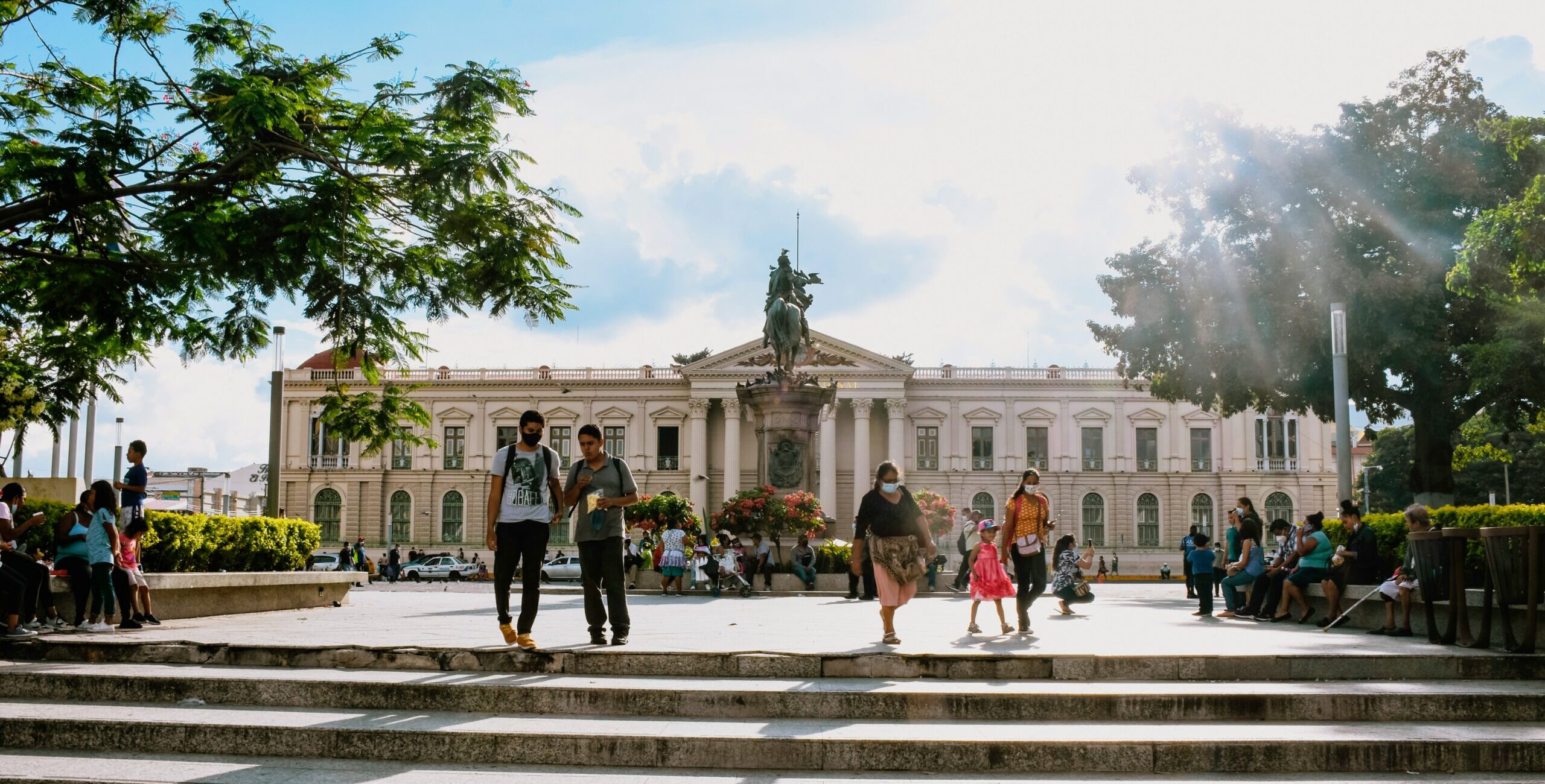 El Salvador Guatemala​