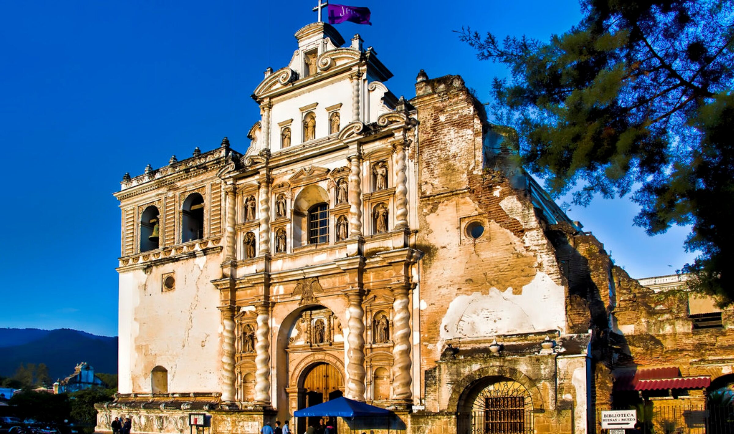 Iglesia San Francisco Antigua Guatemala​