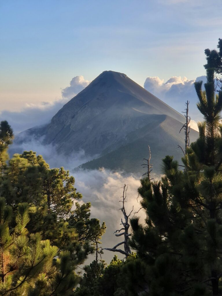 Antigua Acatenango